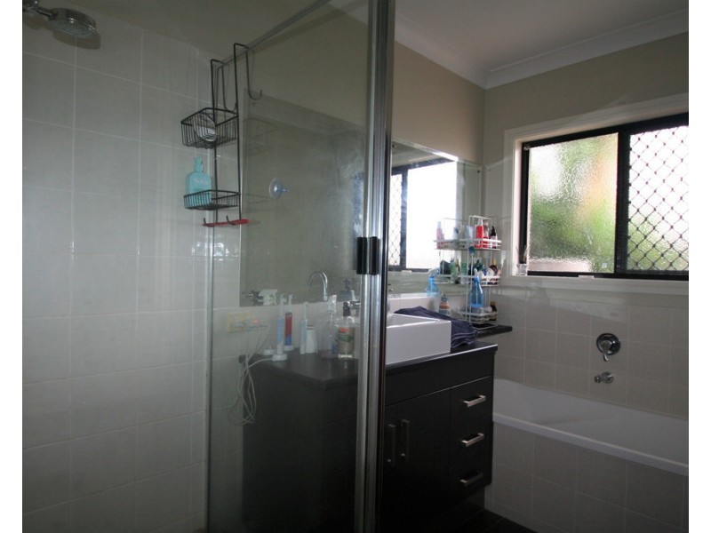 11 Saville Street, Emerald QLD 4720