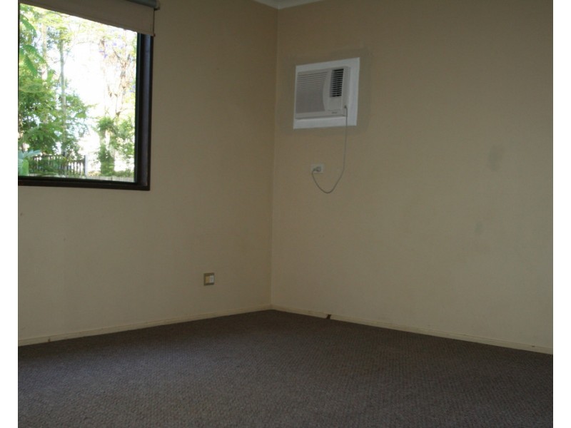 10 Mellish Crescent, Emerald QLD 4720