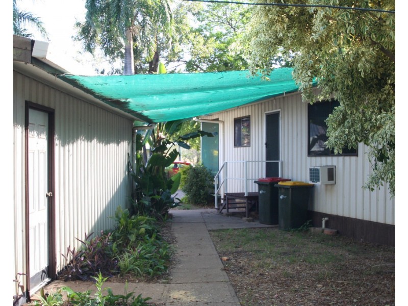 10 Mellish Crescent, Emerald QLD 4720