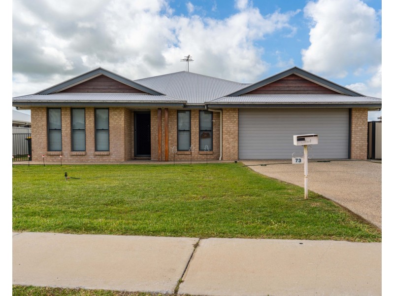 73 Mayfair Drive, Emerald QLD 4720
