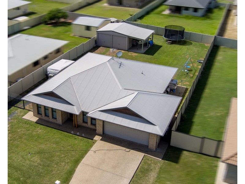 73 Mayfair Drive, Emerald QLD 4720