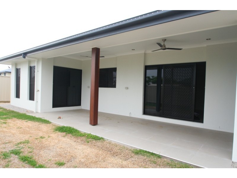 14B Coldstream Street, Emerald QLD 4720