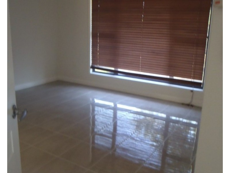 3 Russ Layton Drive, Emerald QLD 4720