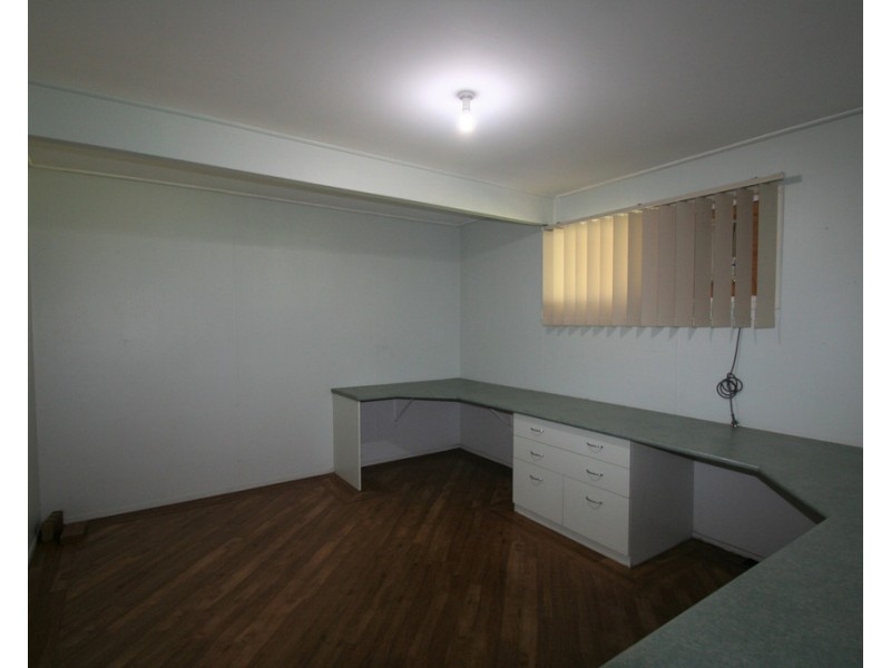 219 BORILLA STREET, Emerald QLD 4720