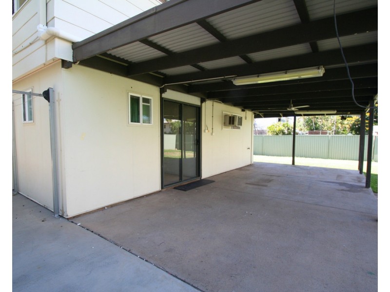 219 BORILLA STREET, Emerald QLD 4720