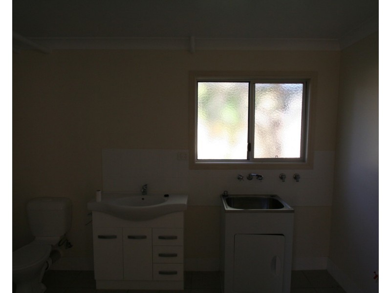 70 Baker Street, Emerald QLD 4720