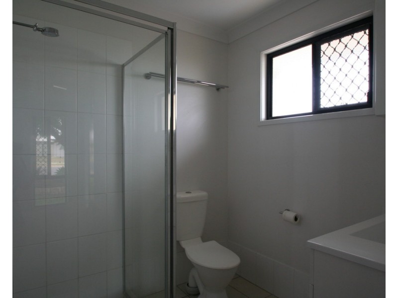 52 Mayfair Drive, Emerald QLD 4720