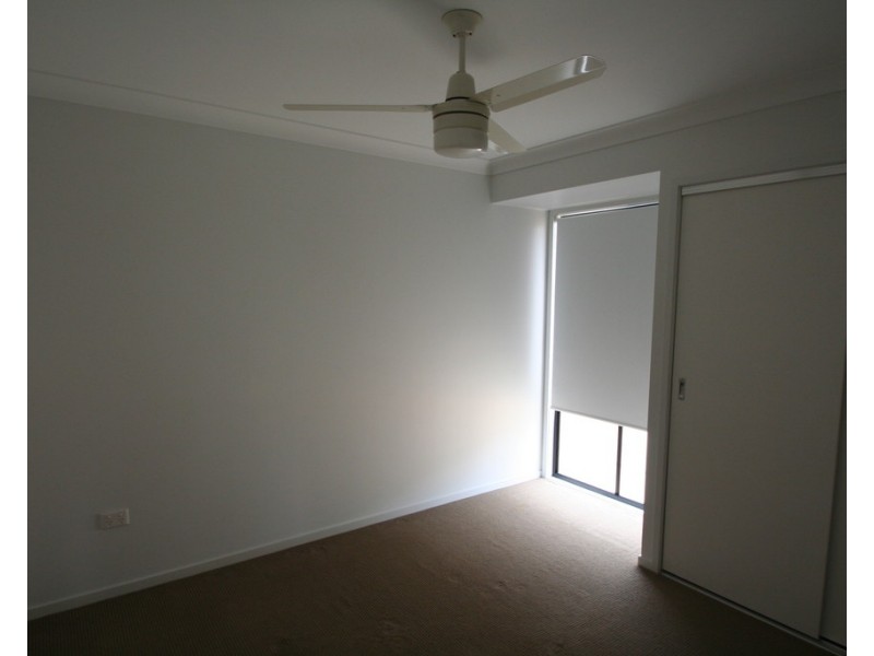 52 Mayfair Drive, Emerald QLD 4720