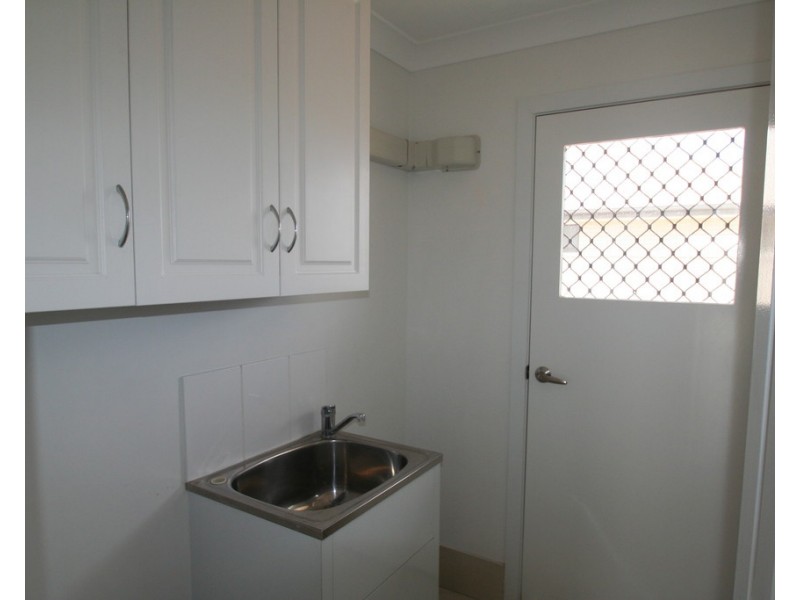 52 Mayfair Drive, Emerald QLD 4720