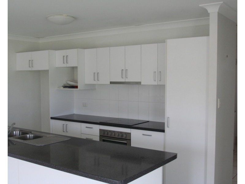 52 Mayfair Drive, Emerald QLD 4720