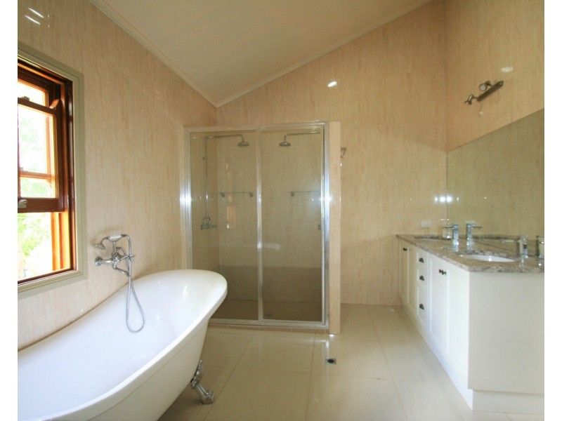 54 Tourmaline Road, Emerald QLD 4720