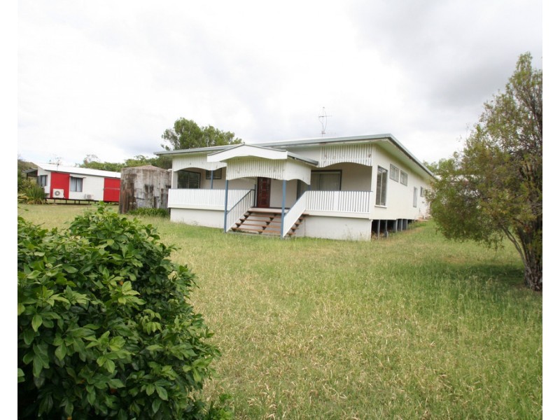 74 William Street, Springsure QLD 4722