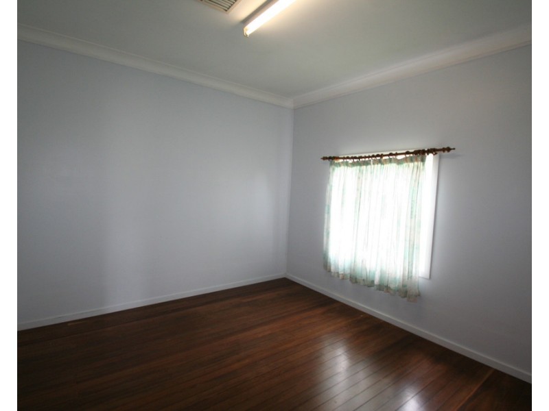 74 William Street, Springsure QLD 4722