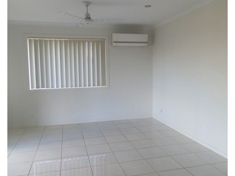 13 Jade Street, Emerald QLD 4720
