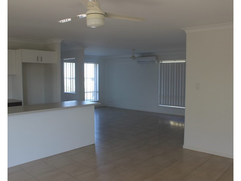 14 Suncrest Street, Emerald QLD 4720