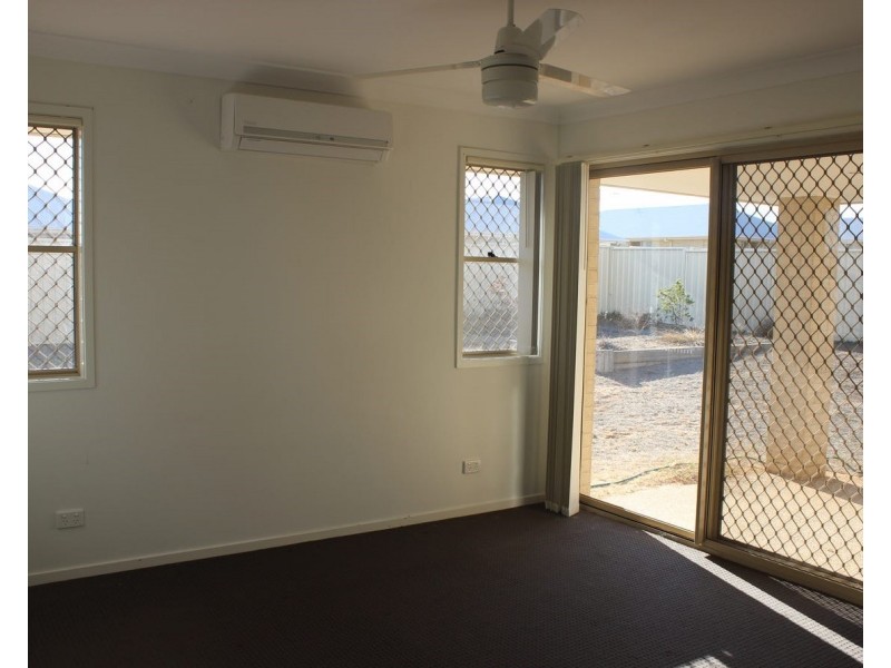 14 Suncrest Street, Emerald QLD 4720