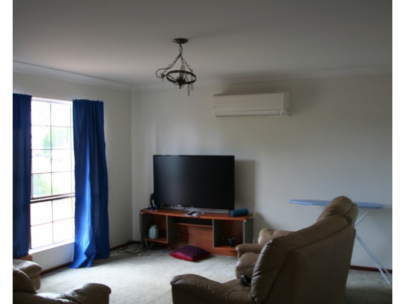 1/21 Opal Street, Emerald QLD 4720