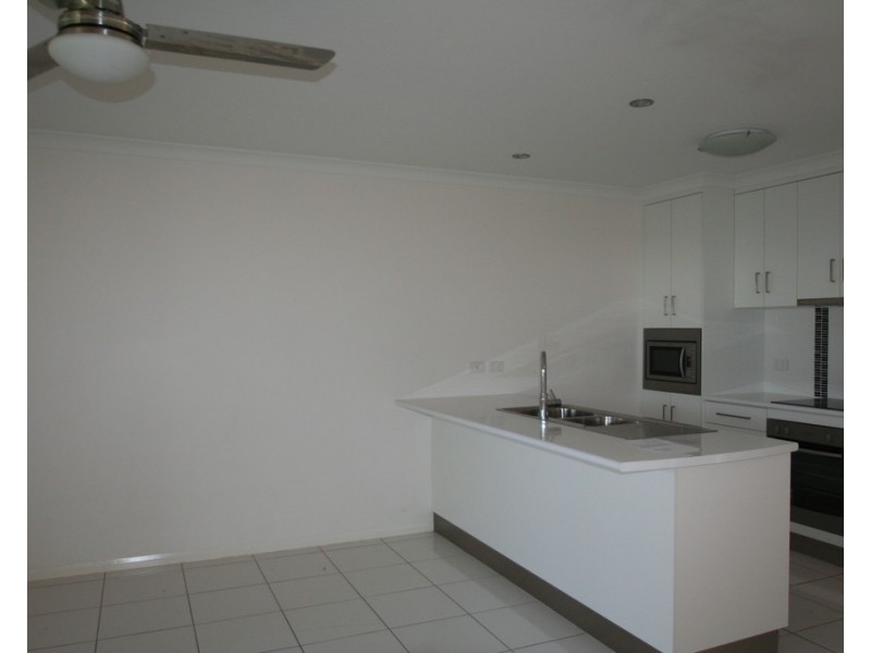 3/29 Scenic Drive, Emerald QLD 4720