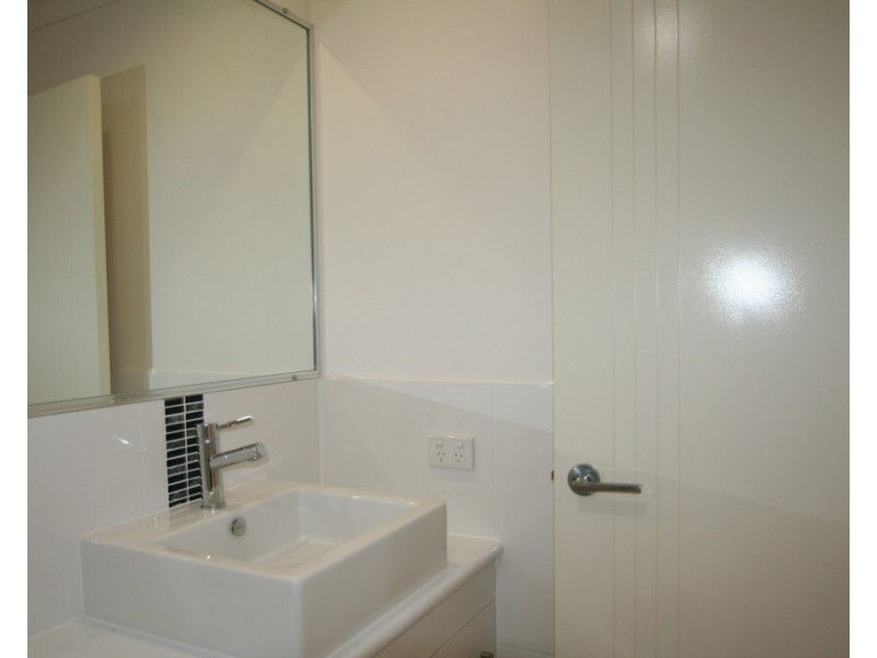 3/29 Scenic Drive, Emerald QLD 4720