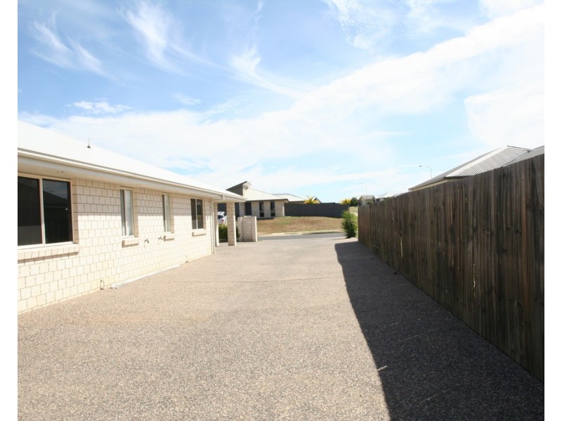 3/29 Scenic Drive, Emerald QLD 4720