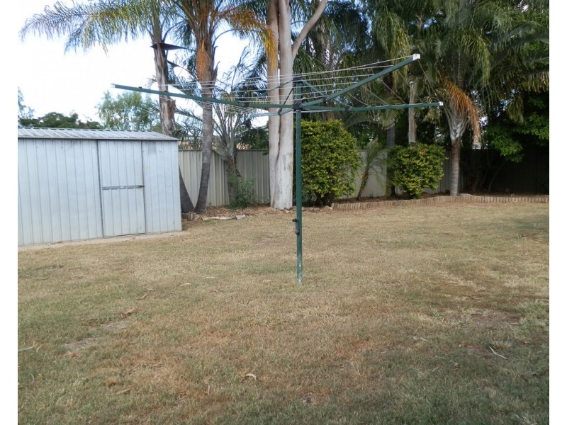 7 Wilby Place, Emerald QLD 4720