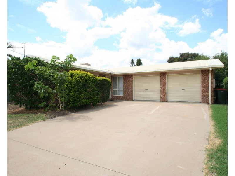 1 Grant Place, Emerald QLD 4720