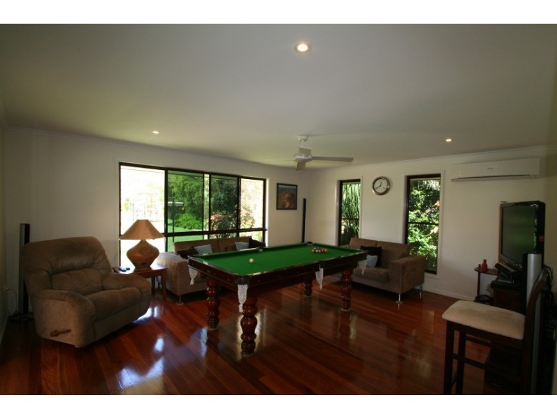 3 Country Lane, Emerald QLD 4720