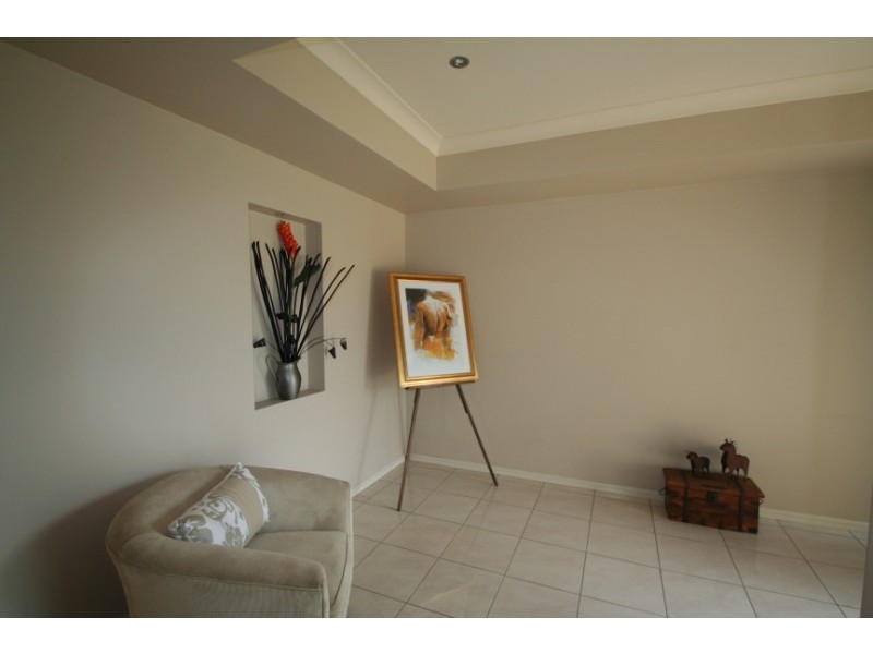 13A Mooney Crescent, Emerald QLD 4720