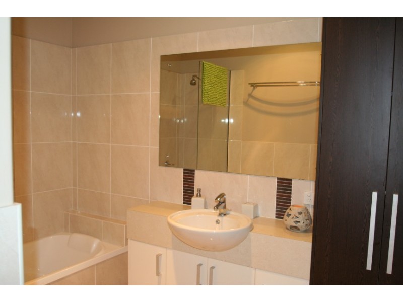 13A Mooney Crescent, Emerald QLD 4720