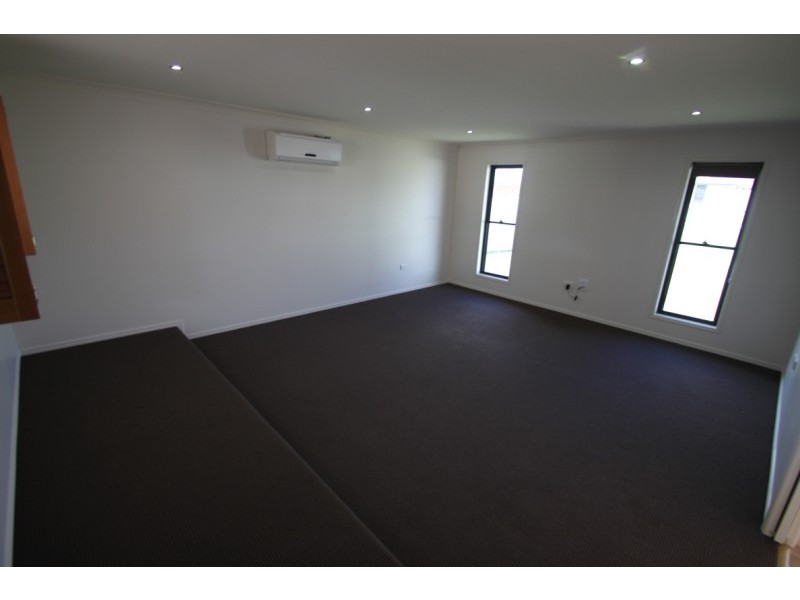 34 Berthun Street, Emerald QLD 4720