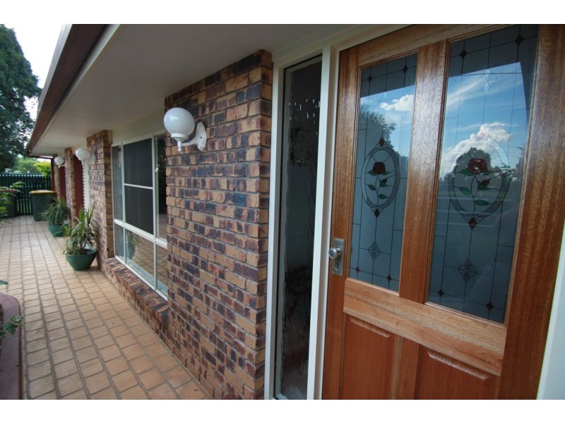 60 Long Street, Emerald QLD 4720