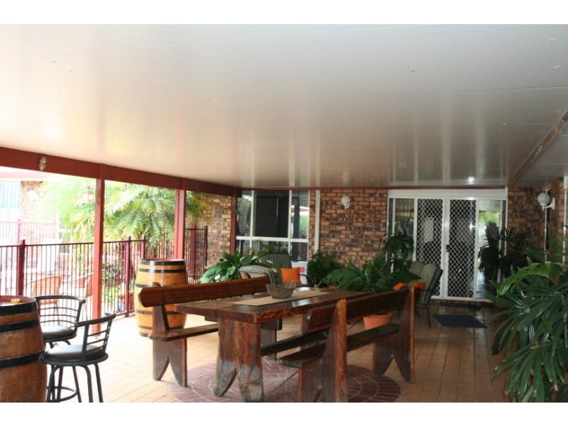 60 Long Street, Emerald QLD 4720