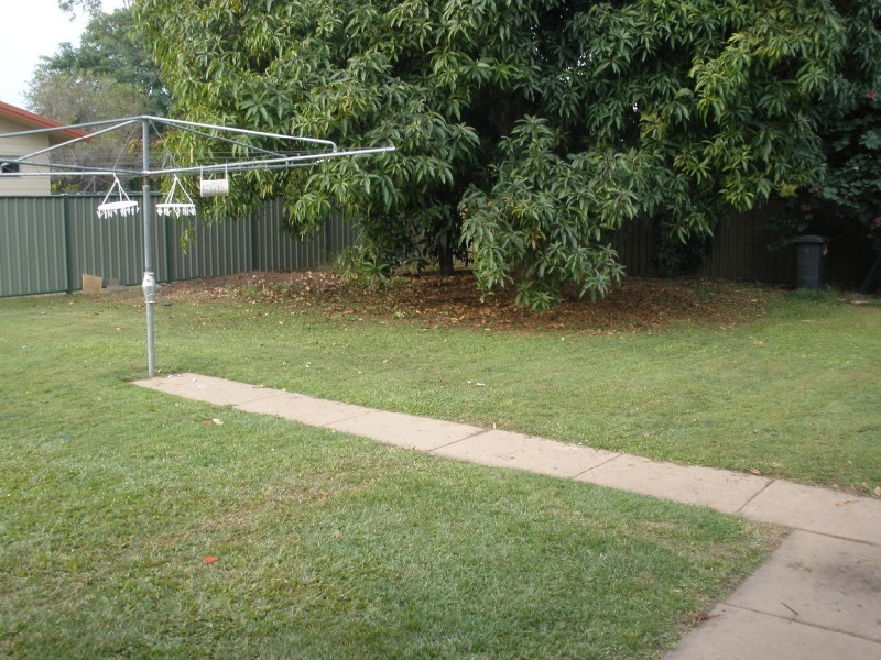 6 Spica Place, Emerald QLD 4720