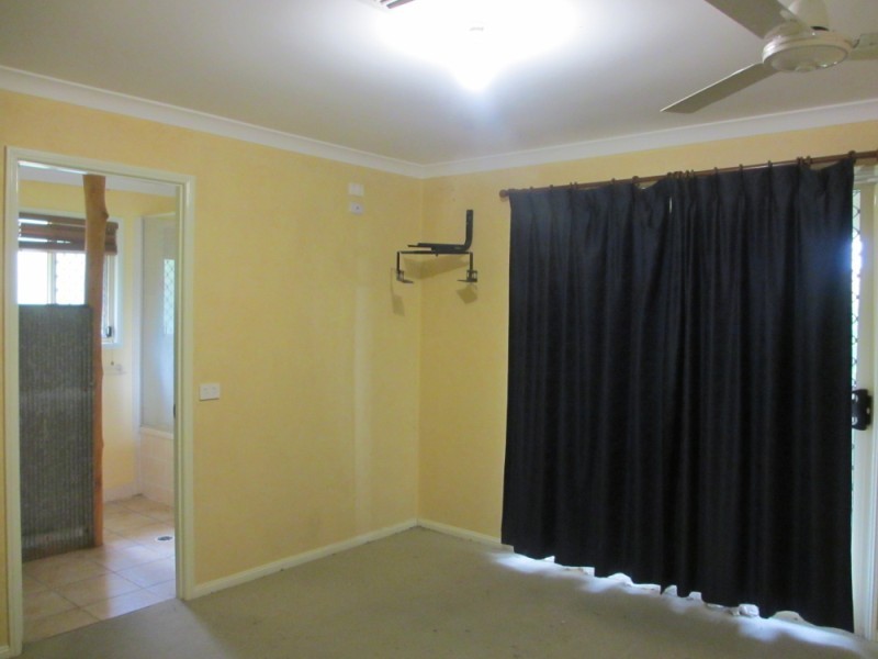 5 Callaghan Street, Emerald QLD 4720