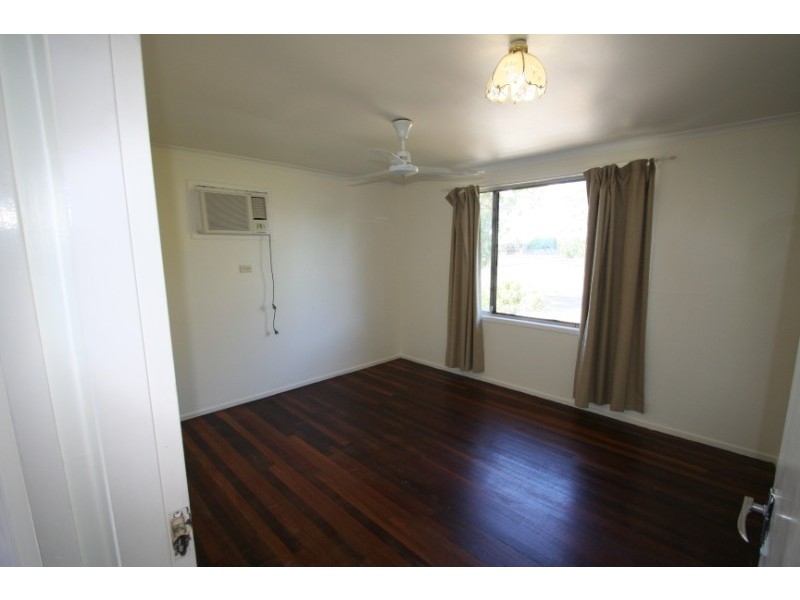 26 Gum Street, Blackwater QLD 4717