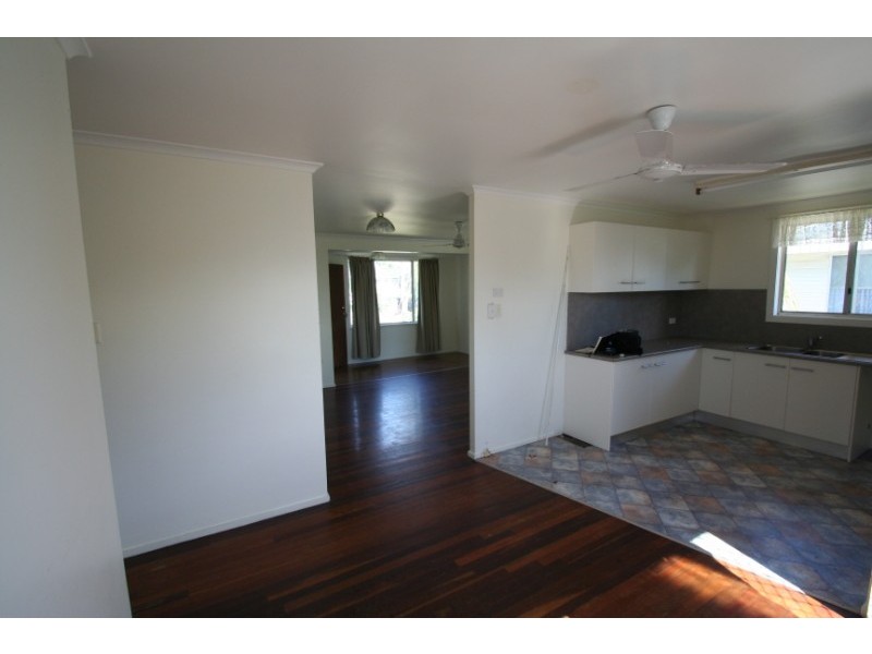 26 Gum Street, Blackwater QLD 4717