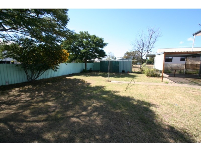 26 Gum Street, Blackwater QLD 4717