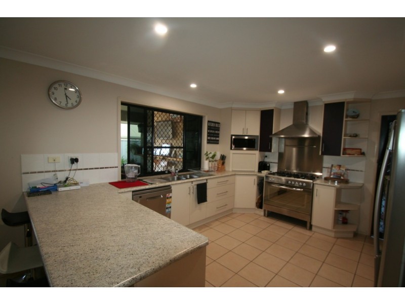 42 Andrews Road, Emerald QLD 4720