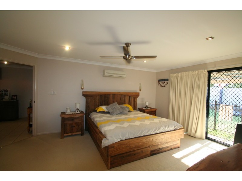 42 Andrews Road, Emerald QLD 4720