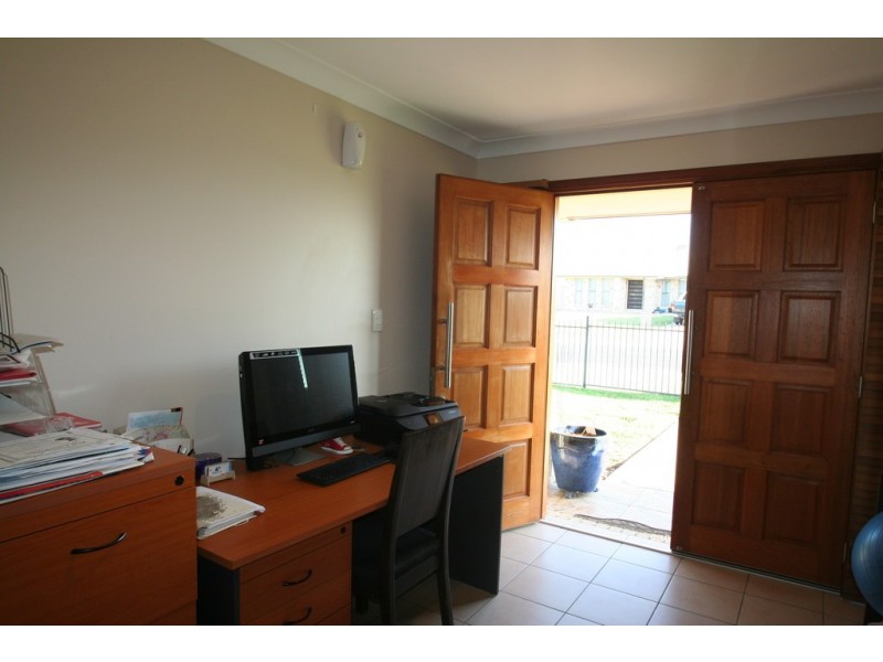 42 Andrews Road, Emerald QLD 4720