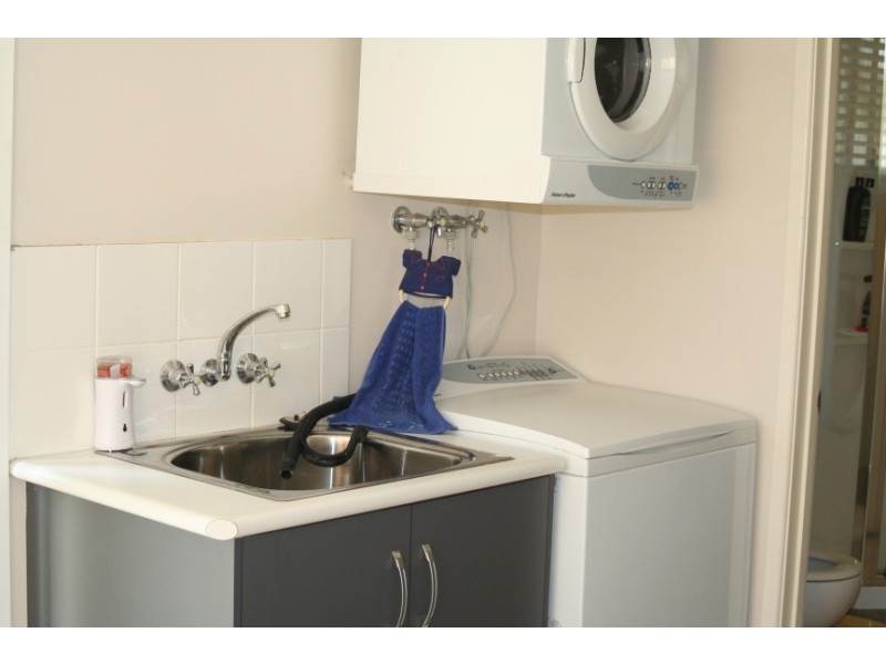 7 Andrea Place, Emerald QLD 4720