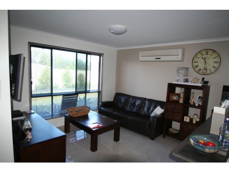 28 Crinum Crescent, Emerald QLD 4720