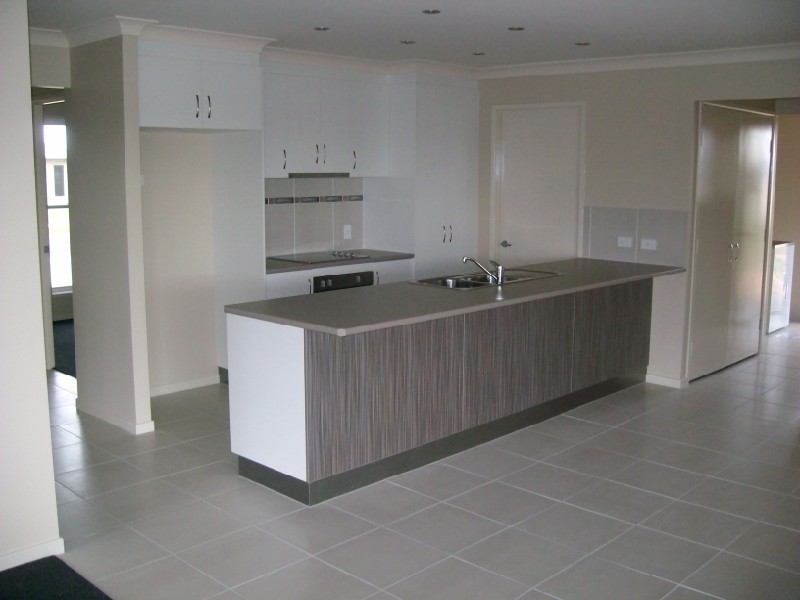 113  Mayfair drive, Emerald QLD 4720