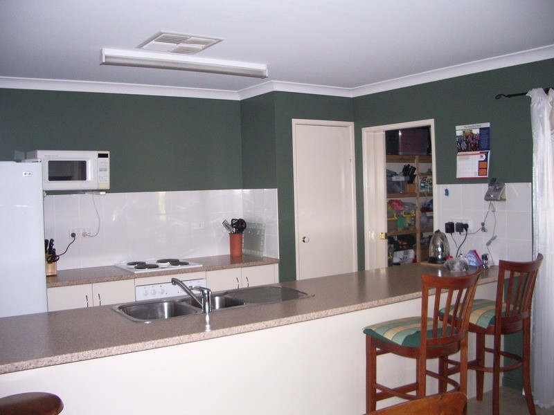 6 Stephanie Court, Emerald QLD 4720