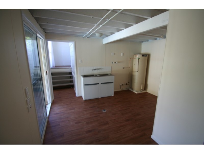 19 Dawn Crescent, Emerald QLD 4720