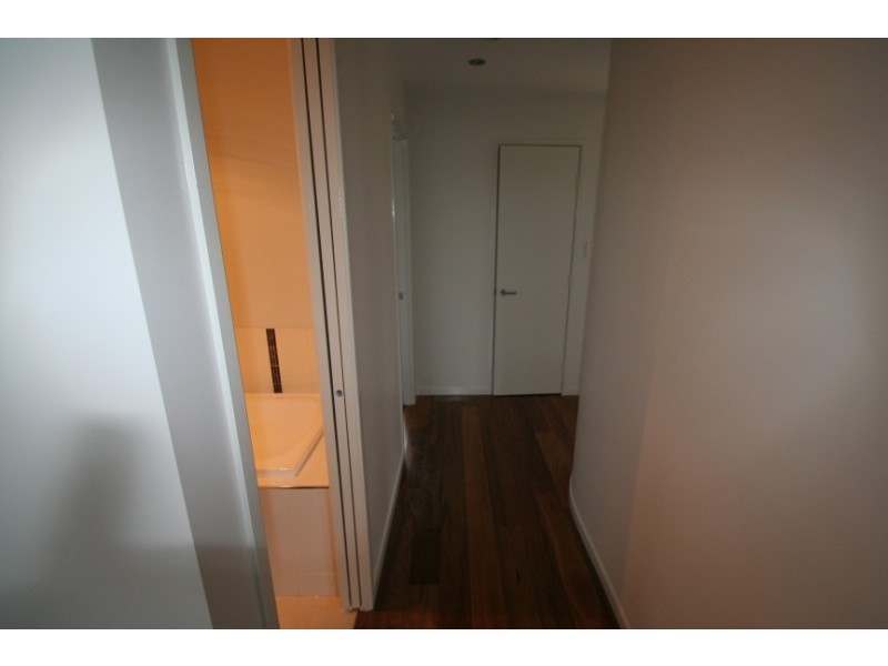 2/18-24 Mooney Crescent, Emerald QLD 4720