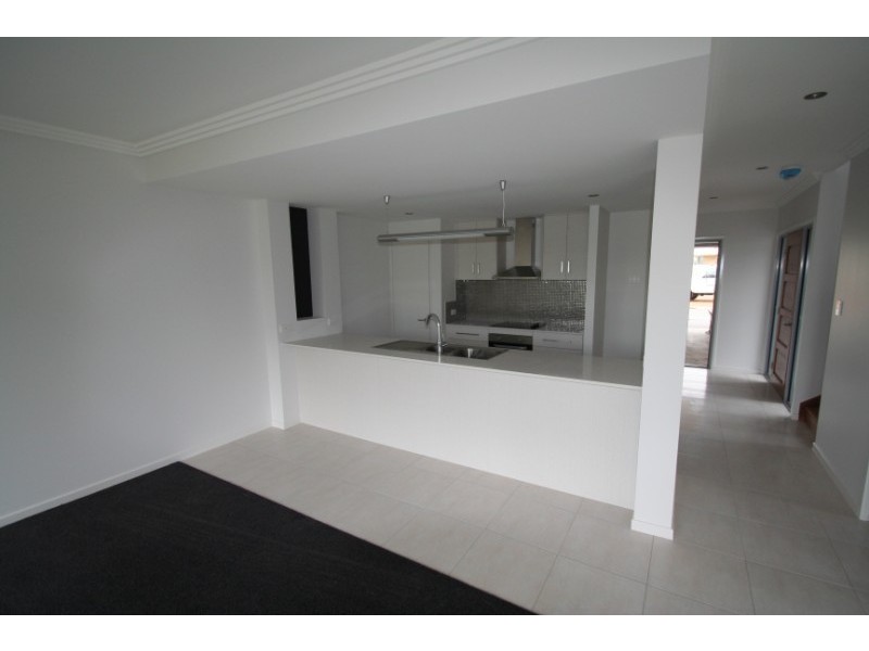 4/18-24 Mooney Crescent, Emerald QLD 4720