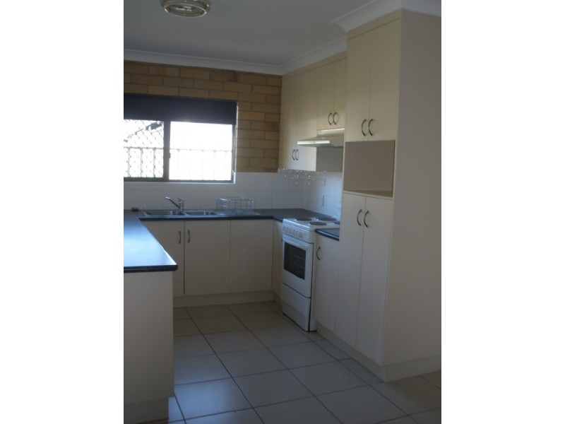 Unit 8/6-10 Clark, Emerald QLD 4720