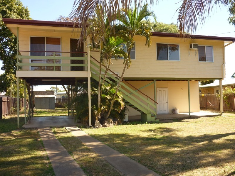 9 Gibson Grove, Emerald QLD 4720