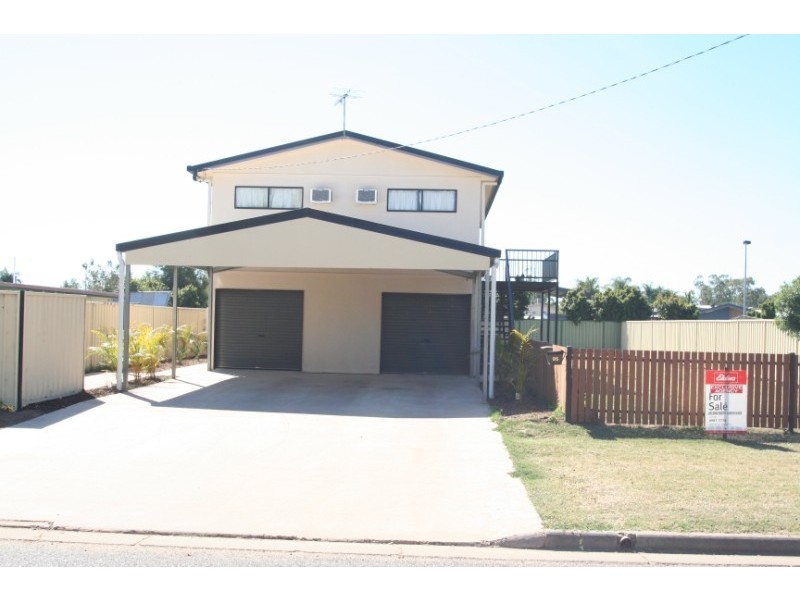 95 Harris Street, Emerald QLD 4720